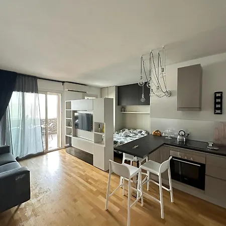 Modern Loft Private Lejlighed