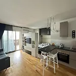 Modern Loft Private Apartmán